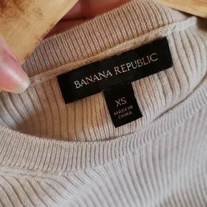 Banana Republic Stretch Sweater Size XS